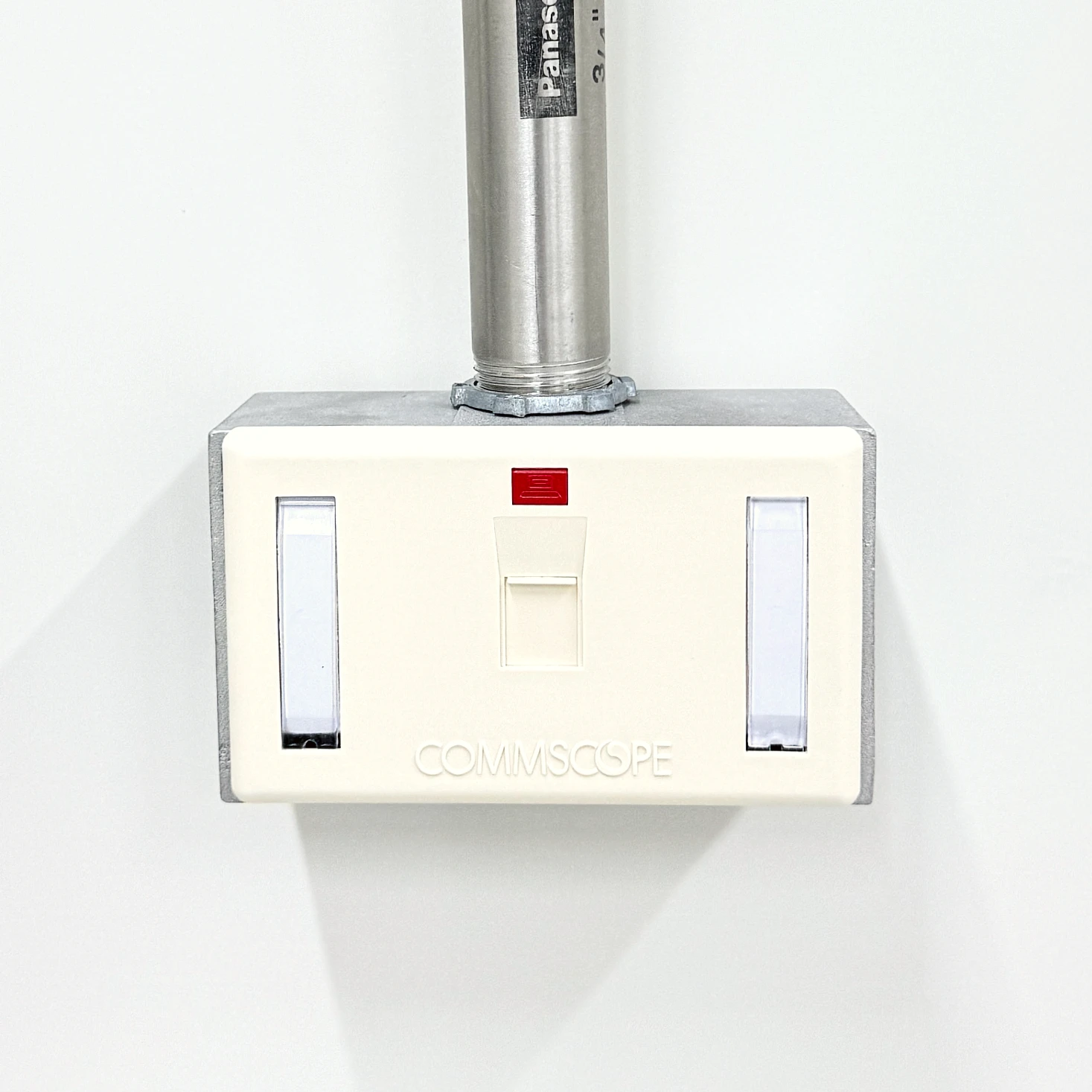 LAN Outlet install by auintech